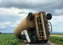 carreta carregada com soja