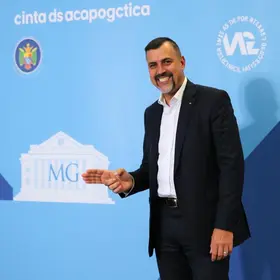apoio do prefeito de pouso alegre a mateus simões
