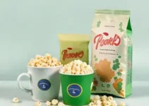 Café com pipoca e farofa
